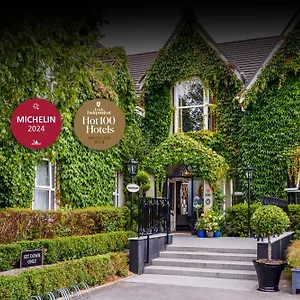 The Victoria Hotel